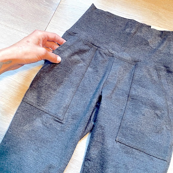 AERIE Leggings - Dark Camo Feel Comfy - Size XS NWOT - Picture 12 of 12